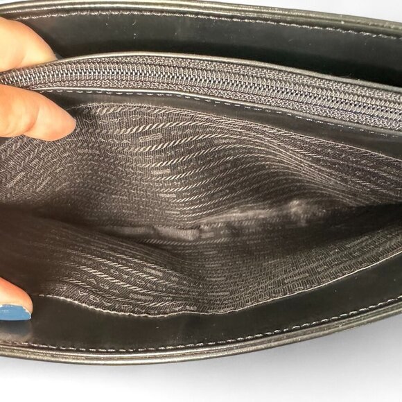 Women's Balenciaga Black Leather Tote - Picture 16 of 16